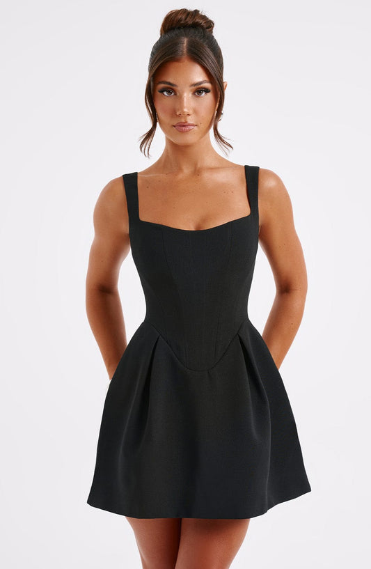 Janiyah_Mini_Dress_Black_Forefinesse